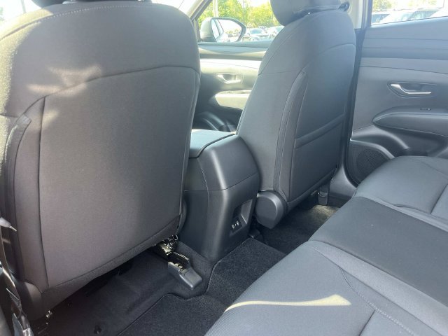 New 2026 Hyundai Tucson SE w/ Tow & Go Package FWD image 18