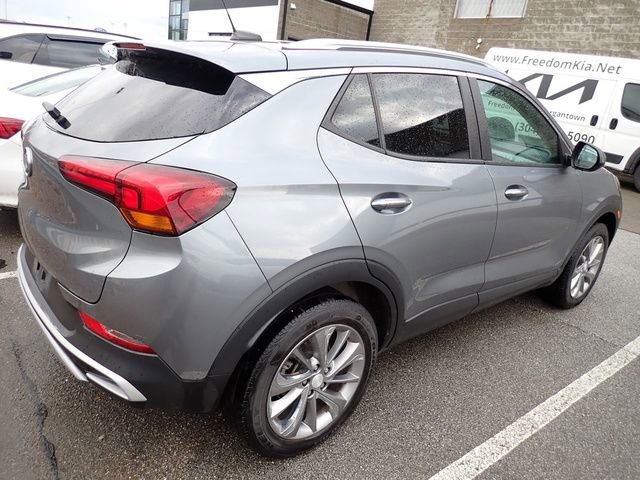 Used 2020 Buick Encore GX Select w/ Experience Buick Package image 4