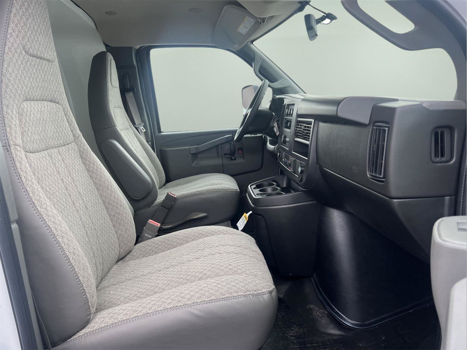 New 2026 Chevrolet Express 3500 w/ Power Convenience Package RWD image 10