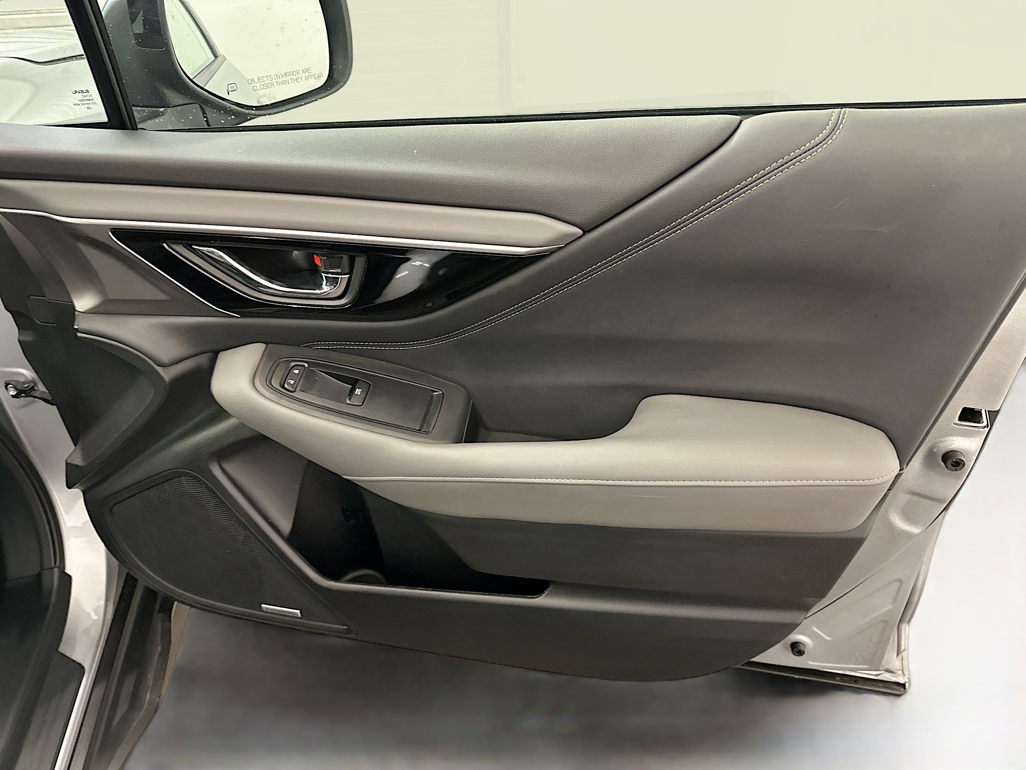 Used 2025 Subaru Outback Onyx Edition image 34