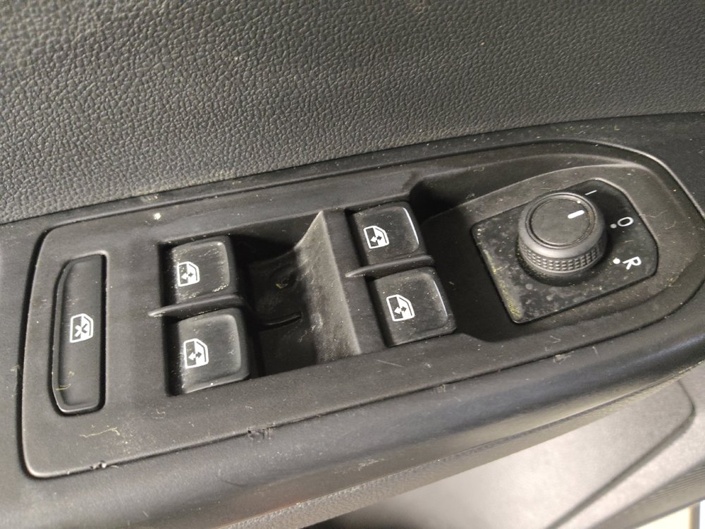 Used 2024 Volkswagen Taos S FWD image 27