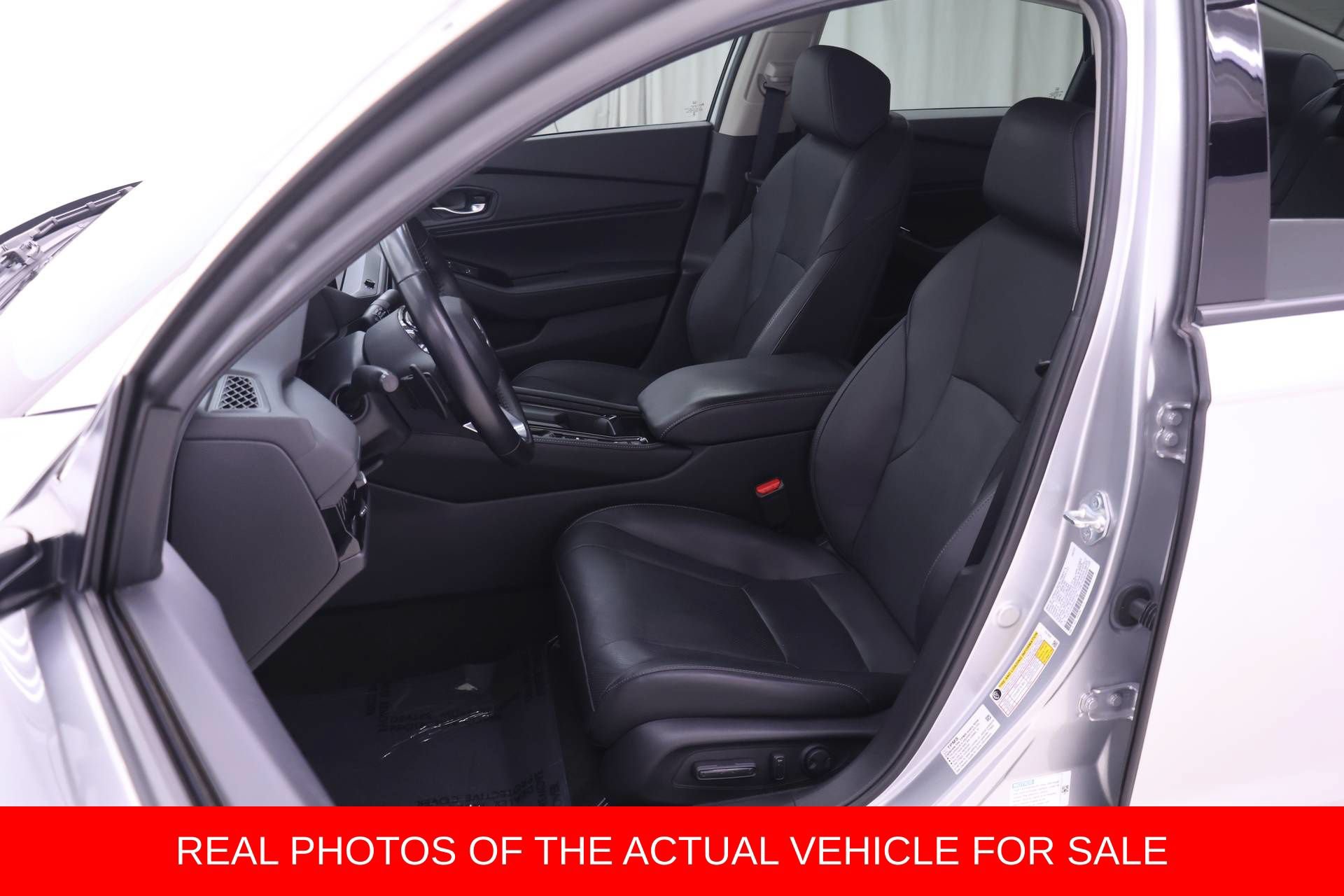 Used 2024 Honda Accord Touring image 4