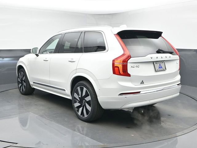 Used 2024 Volvo XC90 T8 Plus image 6