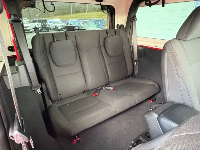 Used 2020 Jeep Wrangler Sport image 27