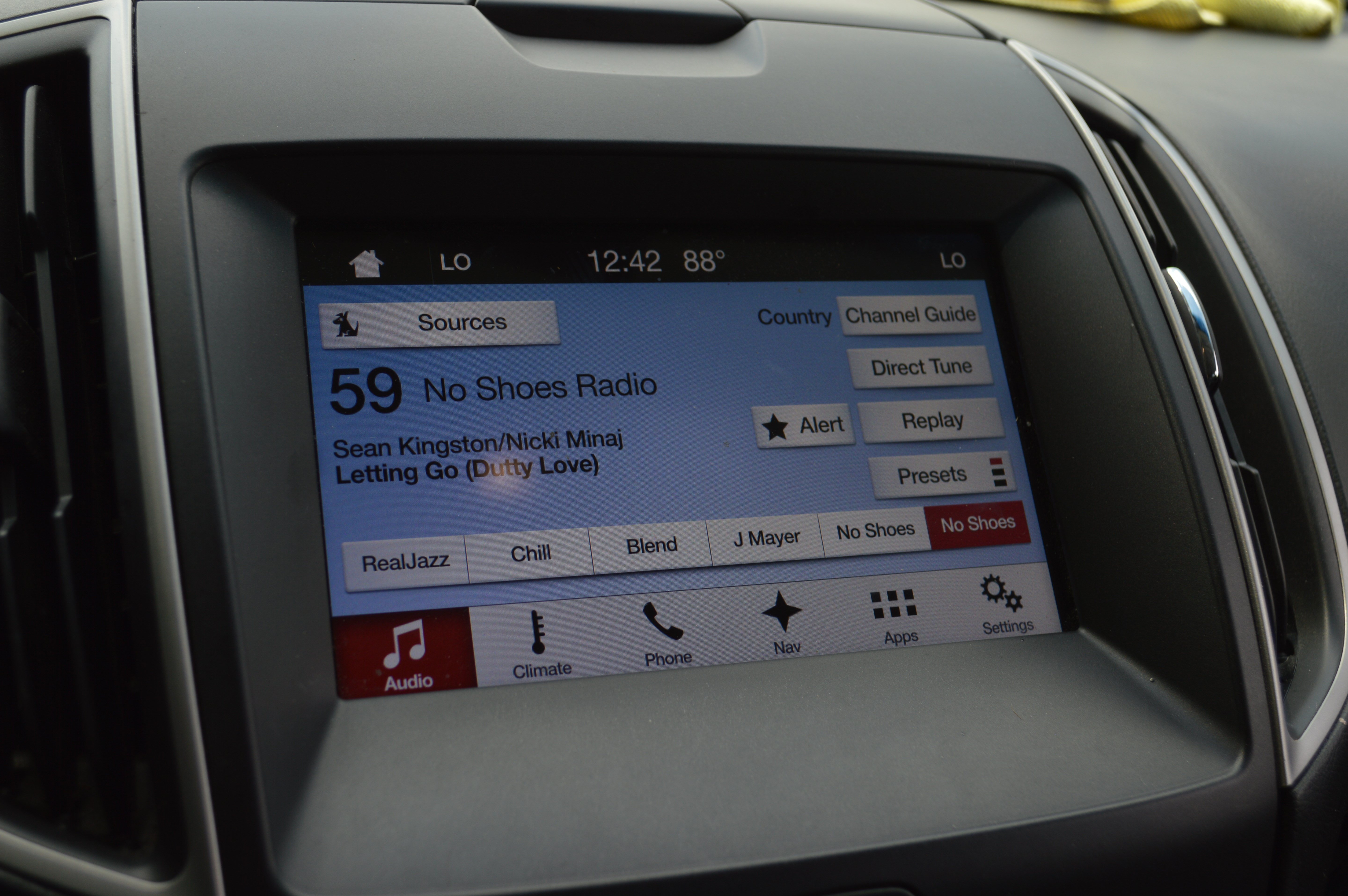 Used 2017 Ford Edge SEL w/ Equipment Group 201A AWD/4WD image 11