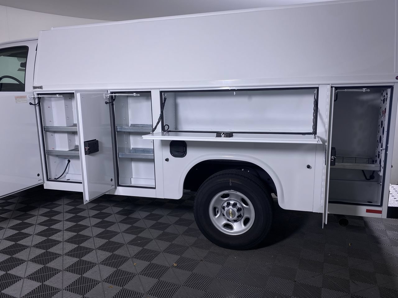 New 2025 Chevrolet Express 3500 w/ Power Convenience Package RWD image 42