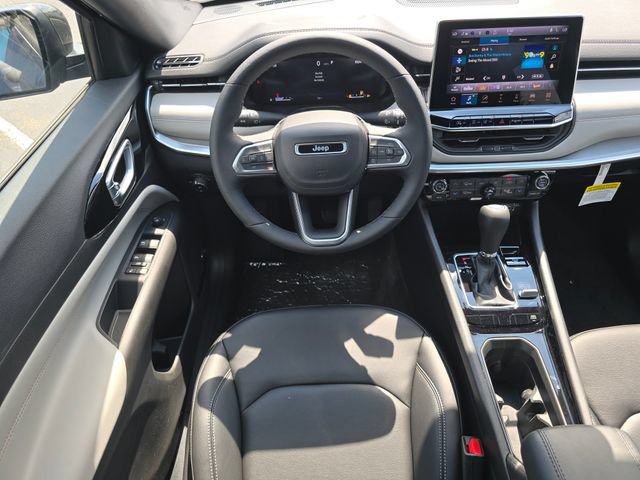 New 2026 Jeep Compass Limited w/ Sun, Sound & Navigation Group AWD/4WD image 4