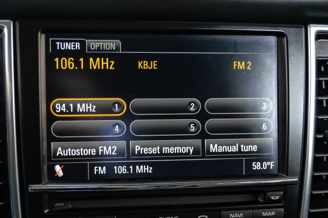 Used 2010 Porsche Panamera Turbo image 29