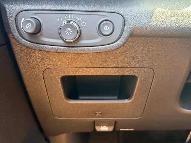 Used 2021 Chevrolet TrailBlazer RS w/ Sun and Liftgate Package FWD image 33