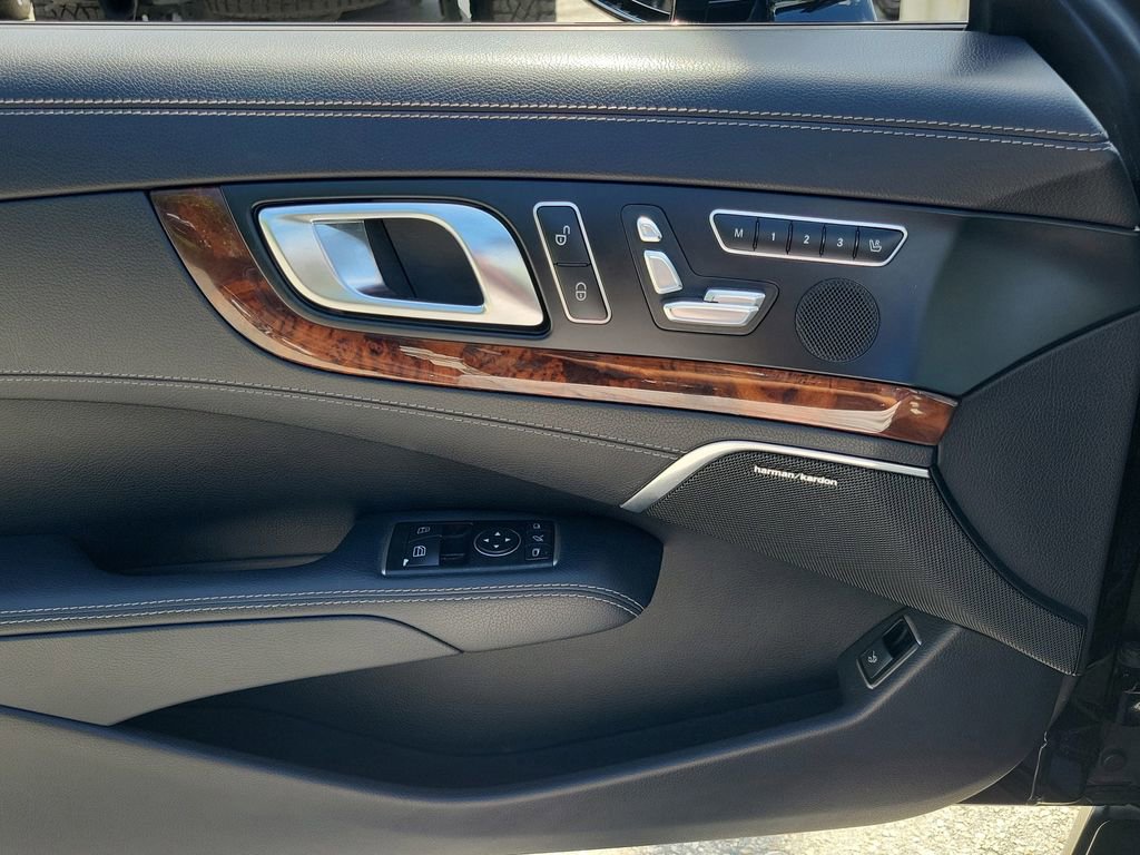 Used 2015 Mercedes-Benz SL 400 image 11