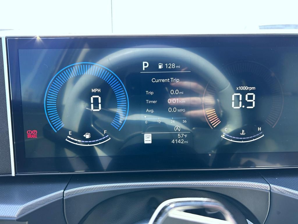 Used 2026 Hyundai Santa Fe SEL image 16