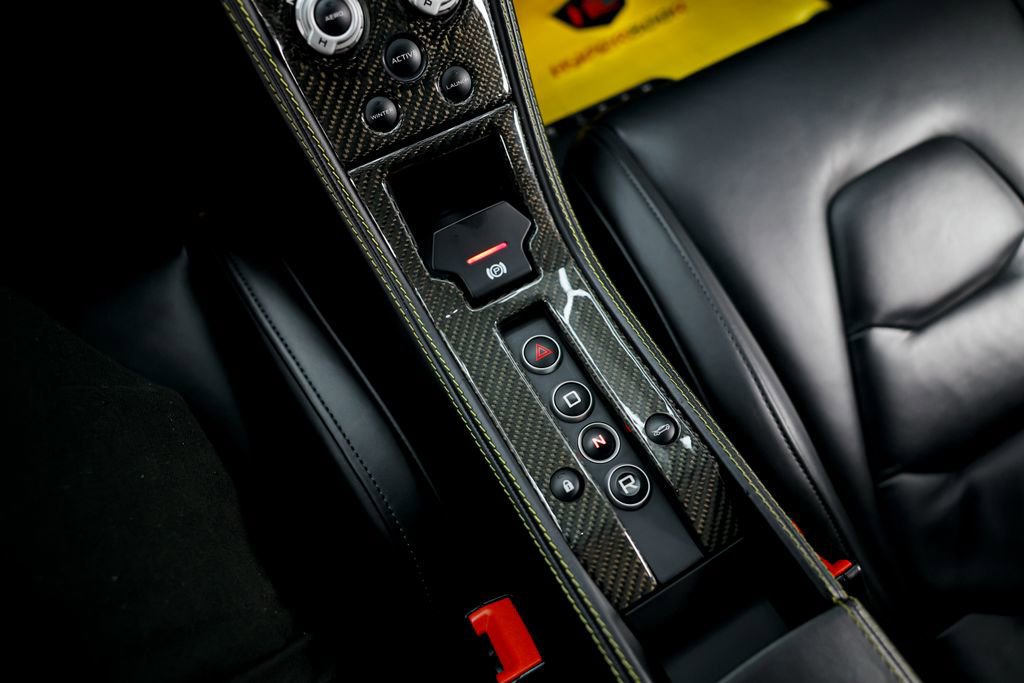 Used 2015 McLaren 650S Coupe image 29