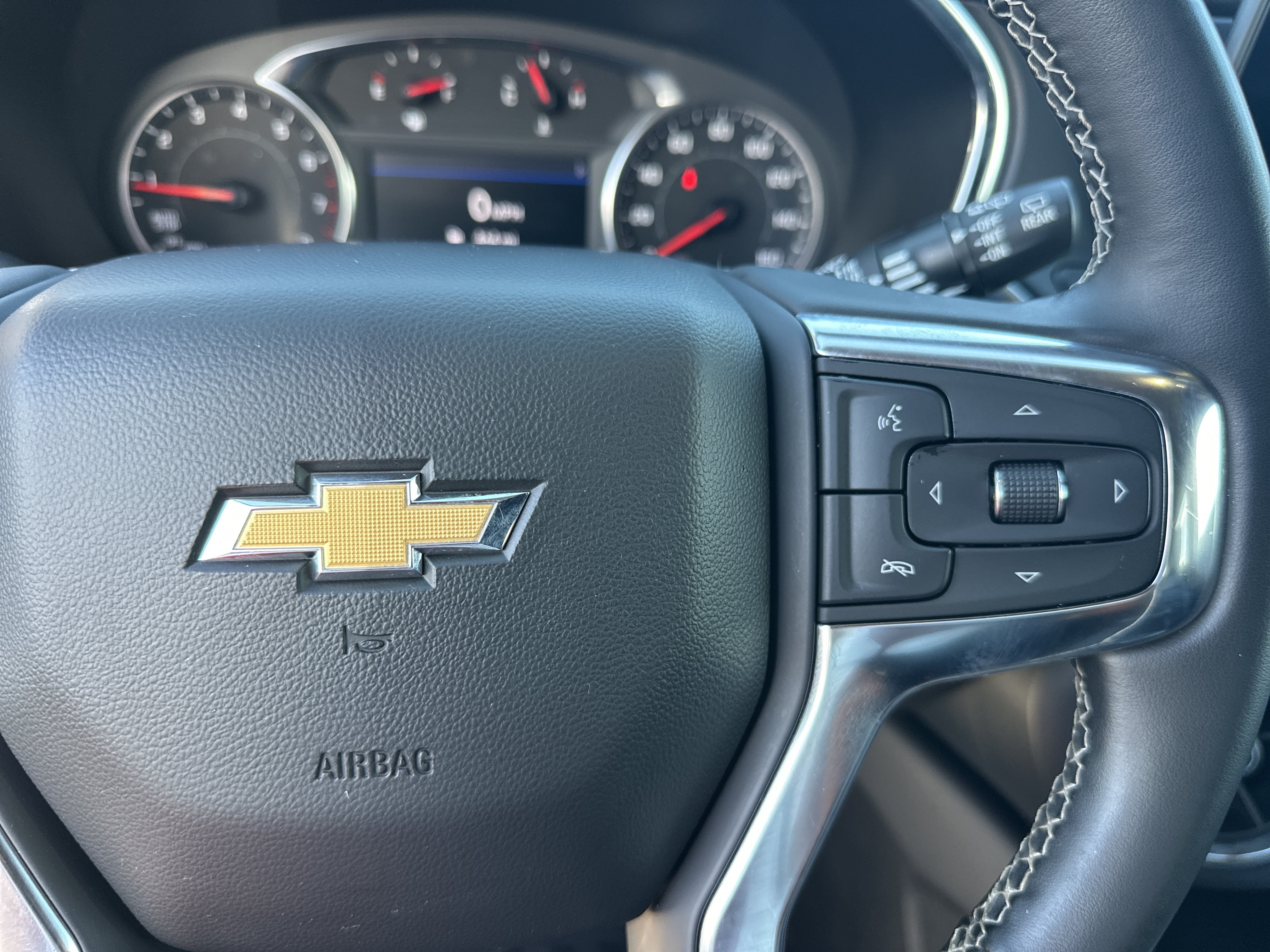Used 2024 Chevrolet Blazer LT FWD image 26