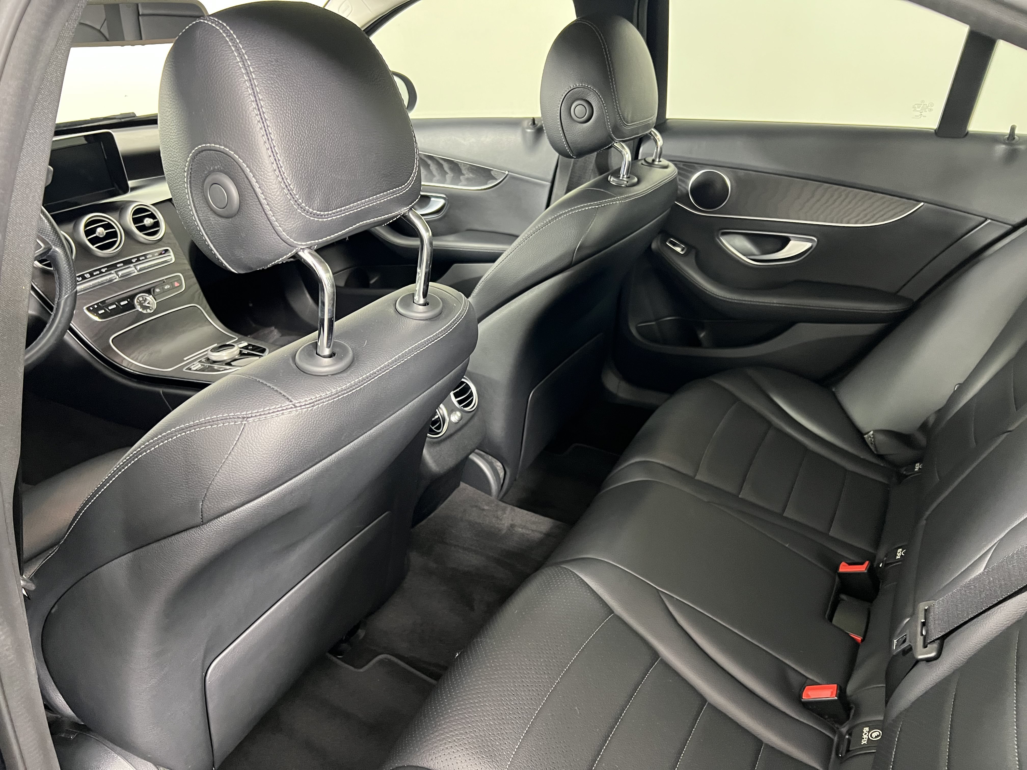 Used 2017 Mercedes-Benz C 300 4MATIC Sedan image 21
