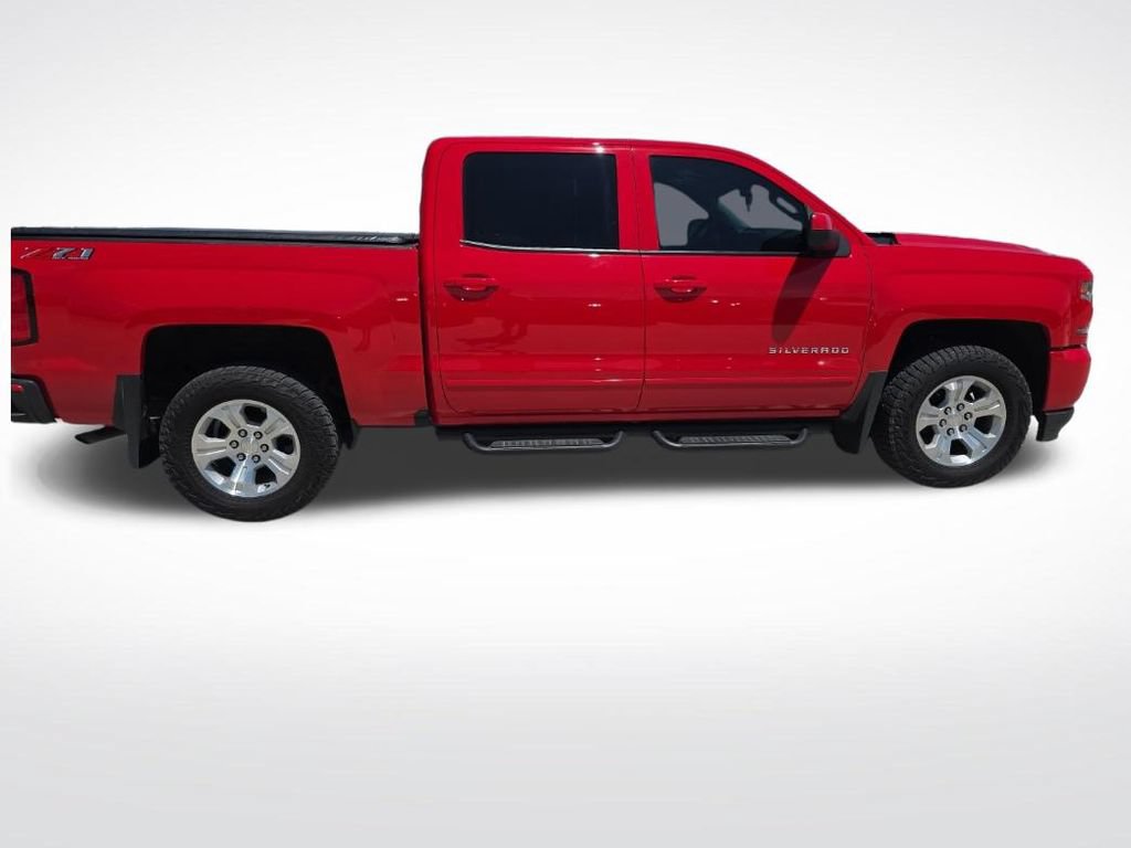 Used 2018 Chevrolet Silverado 1500 LT w/ All Star Edition AWD/4WD image 39
