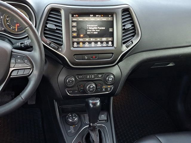 Used 2022 Jeep Cherokee Trailhawk image 23