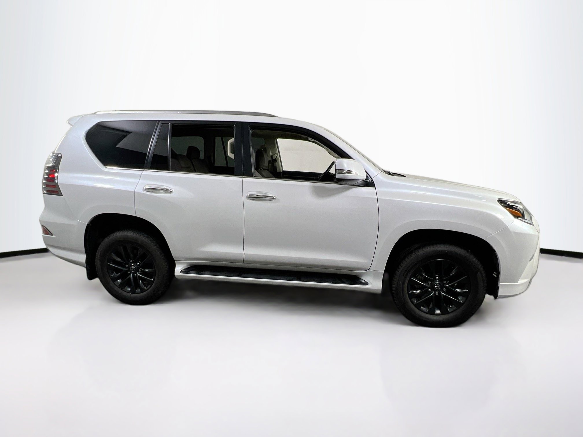 Used 2023 Lexus GX 460 Premium w/ Premium Plus Package image 4