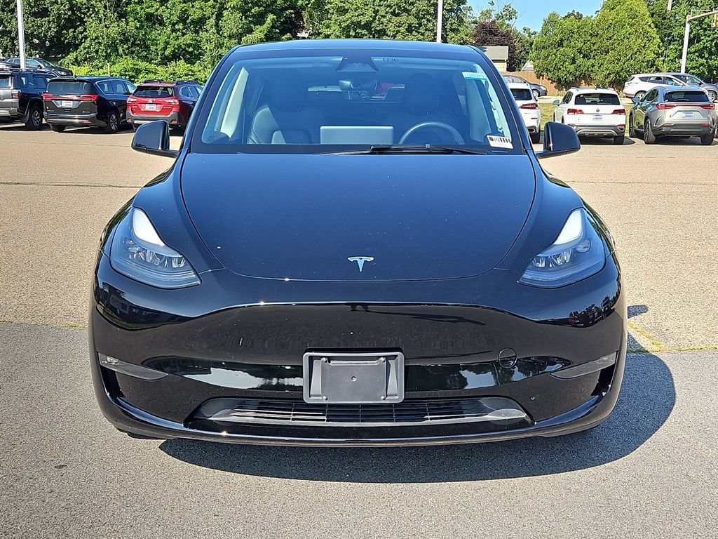 Used 2025 Tesla Model Y Long Range AWD/4WD image 9