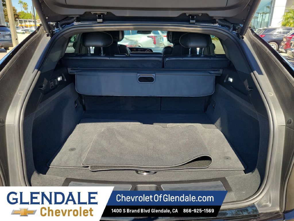 Used 2024 Cadillac Lyriq Sport AWD/4WD image 12
