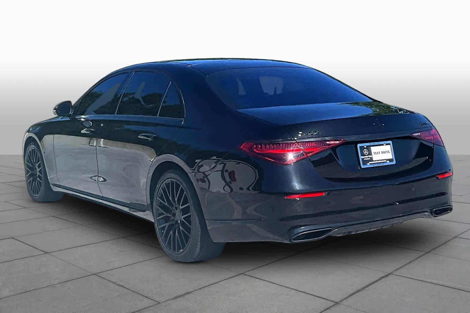 Used 2022 Mercedes-Benz S 580 4MATIC Sedan image 11