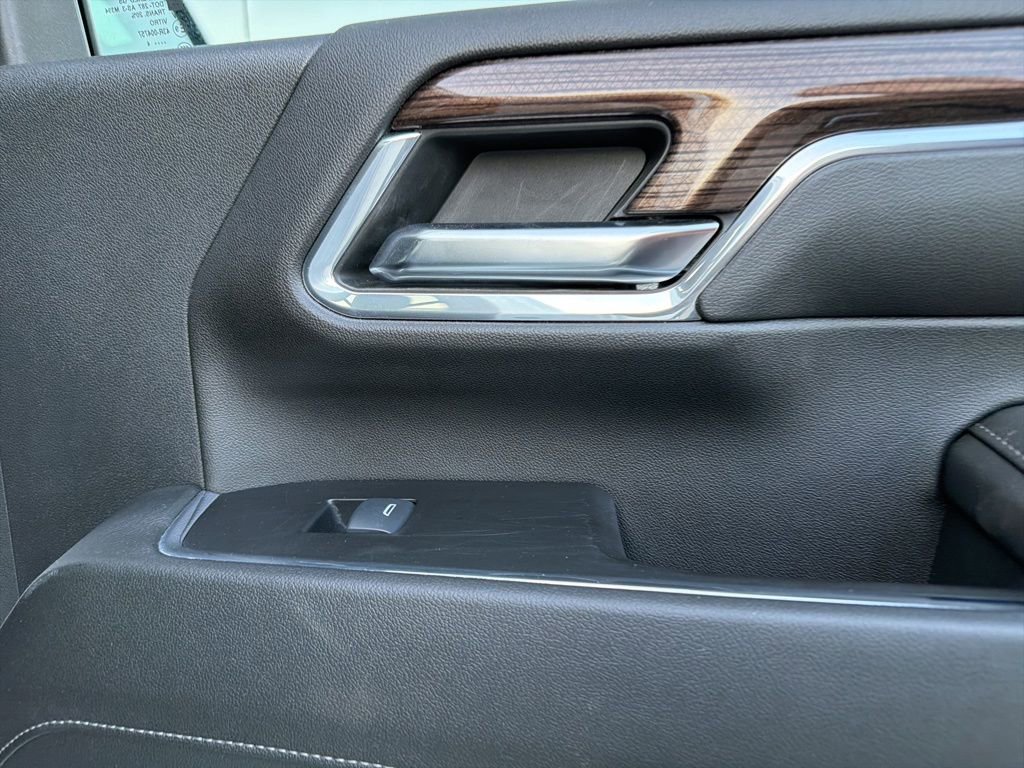 Used 2024 Chevrolet Silverado 2500 LT image 27