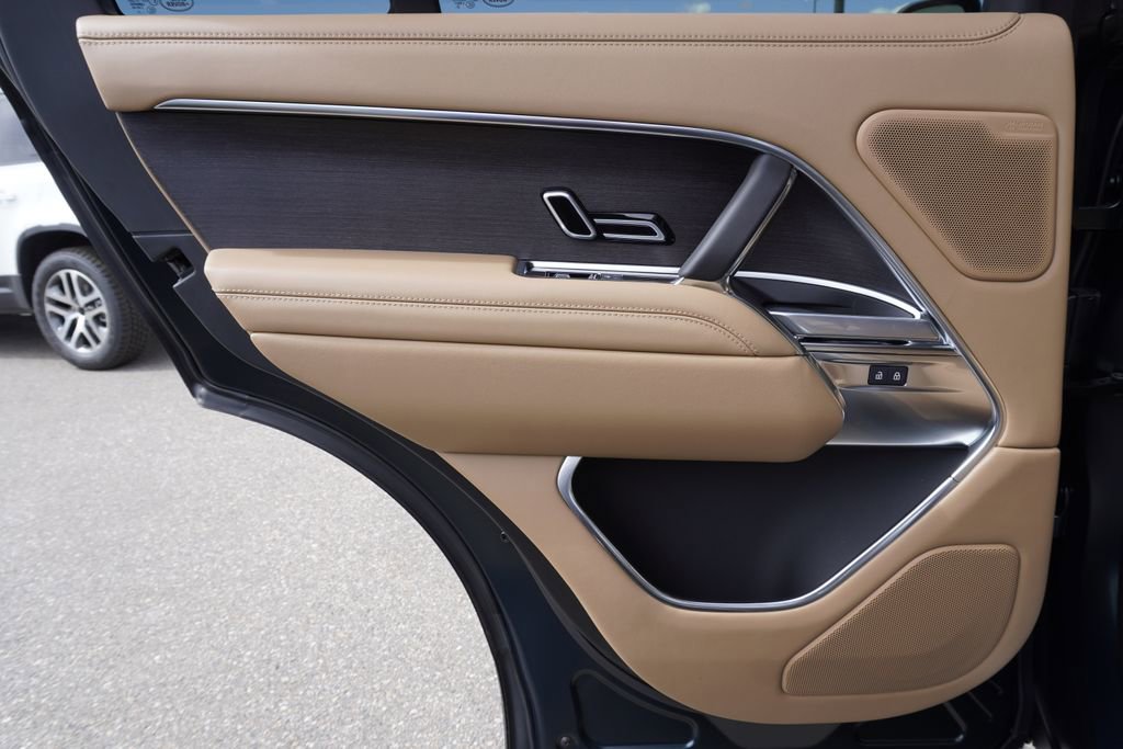 New 2026 Land Rover Range Rover SE AWD/4WD image 28