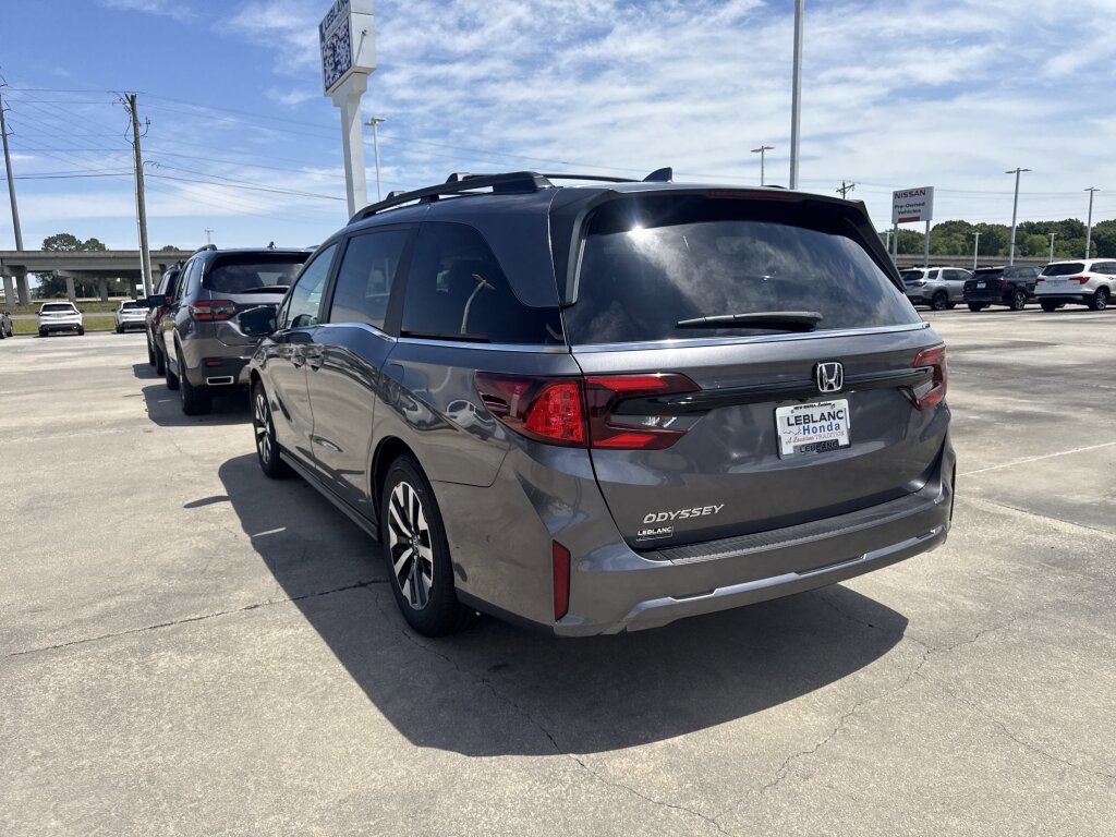 New 2026 Honda Odyssey EX-L image 4