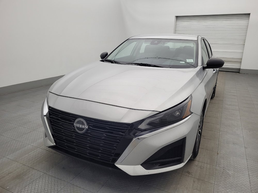 Used 2024 Nissan Altima 2.5 SV image 15