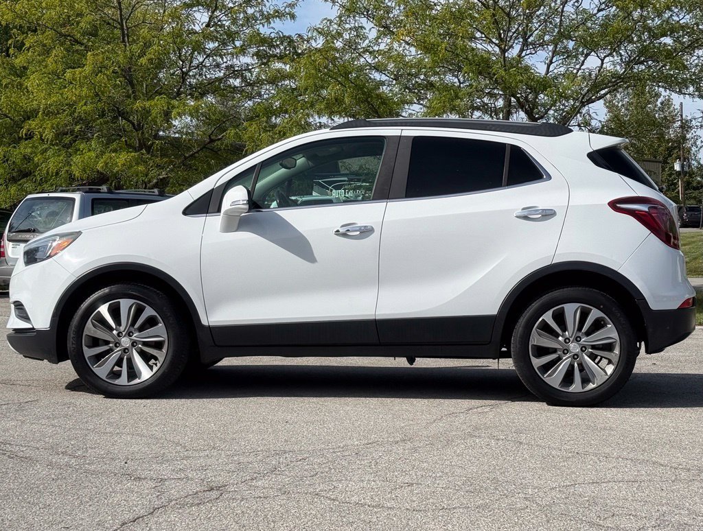 Used 2019 Buick Encore Preferred FWD image 2