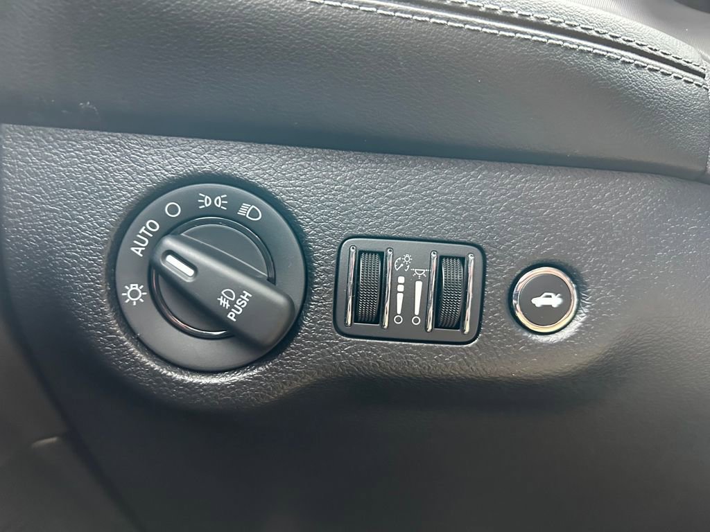 Certified 2023 Dodge Challenger R/T w/ Plus Package image 19