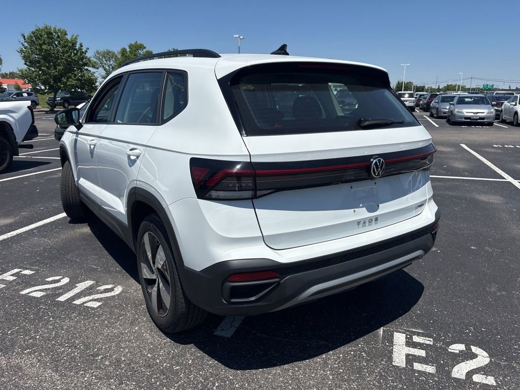 Used 2025 Volkswagen Taos S AWD/4WD image 7
