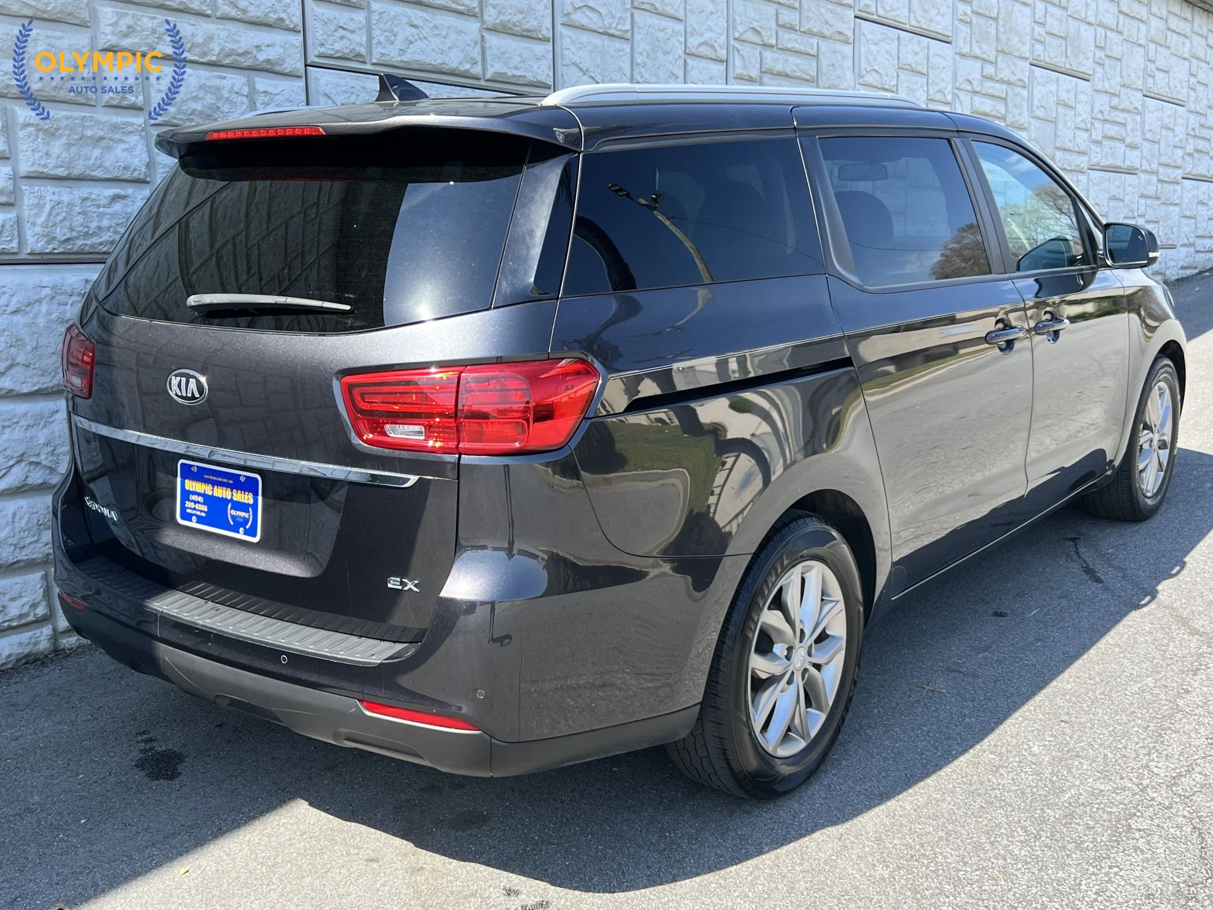 Used 2021 Kia Sedona EX image 6