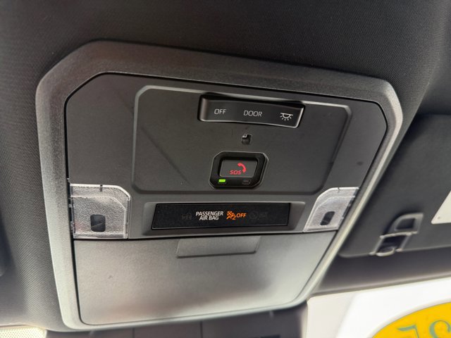 Used 2025 Toyota Tacoma TRD Off-Road image 25