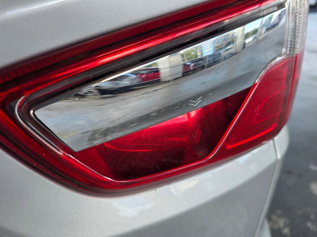 Used 2022 Ford EcoSport Titanium image 40