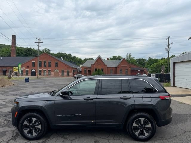 Used 2024 Jeep Grand Cherokee Limited 4xe AWD/4WD image 9