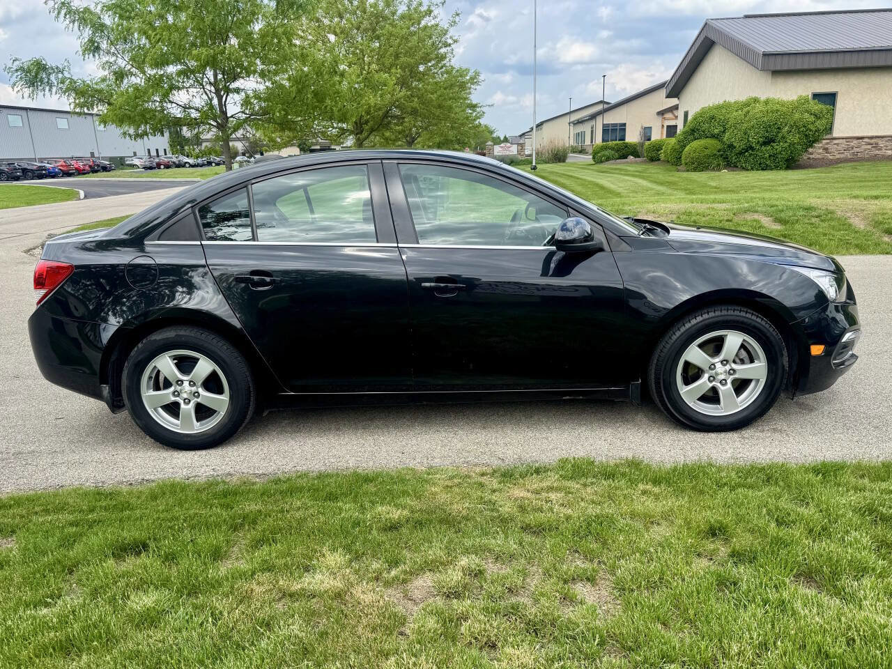 Used 2015 Chevrolet Cruze LT image 5