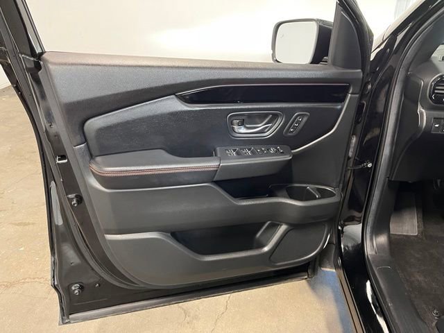 Used 2023 Honda Pilot TrailSport image 24