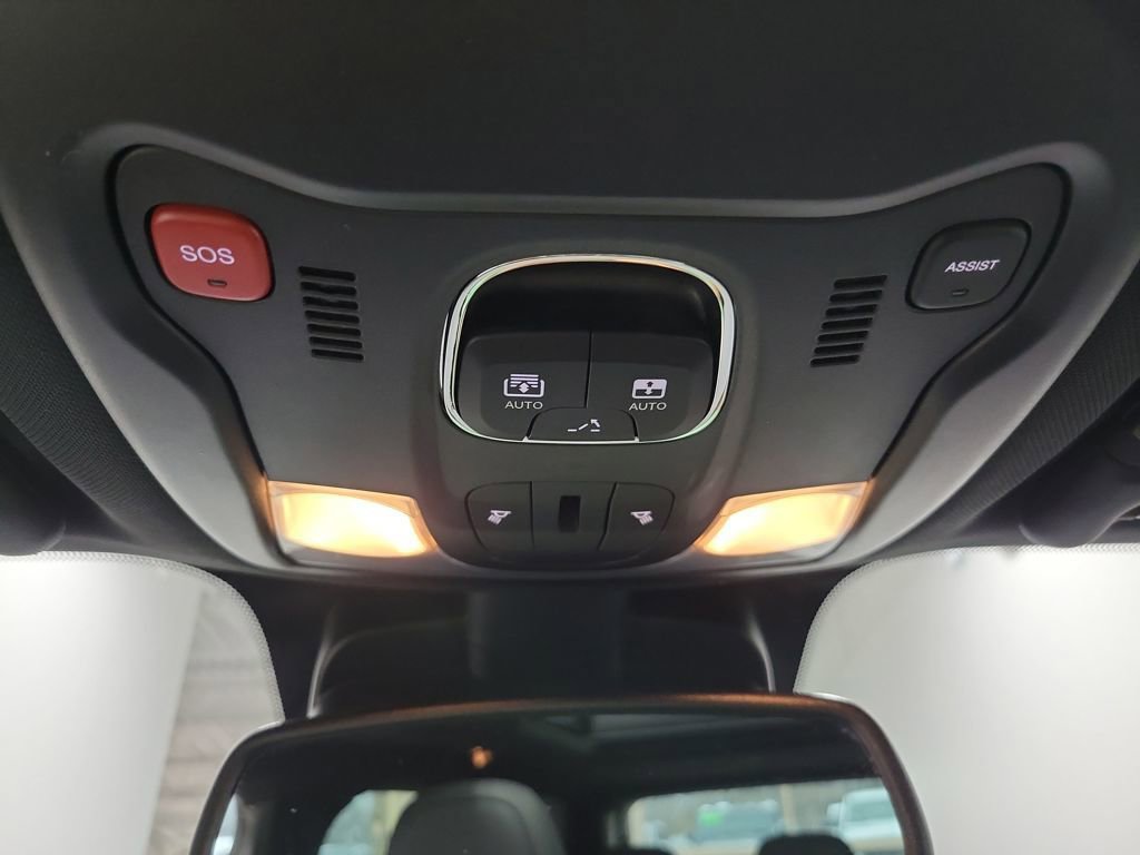 Used 2019 Jeep Renegade Limited w/ Quick Order Package 22P image 42