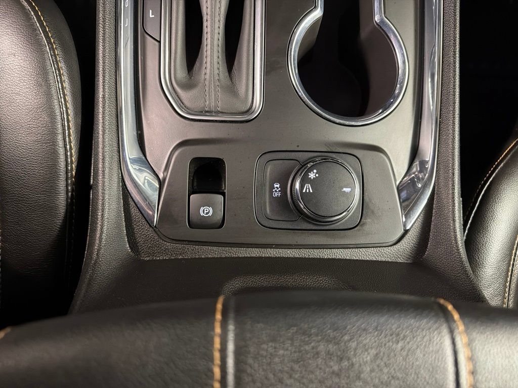 Used 2018 Chevrolet Traverse LT FWD image 17