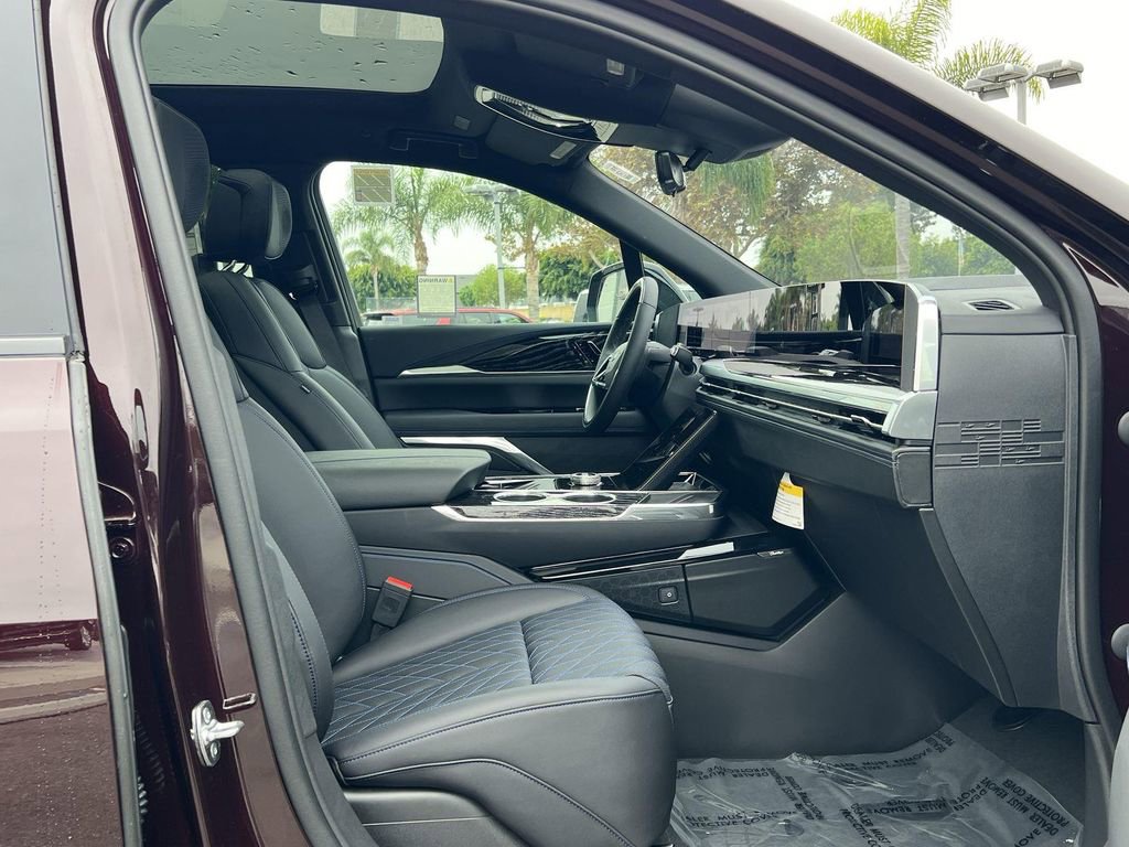 New 2026 Cadillac Escalade IQL Luxury image 35