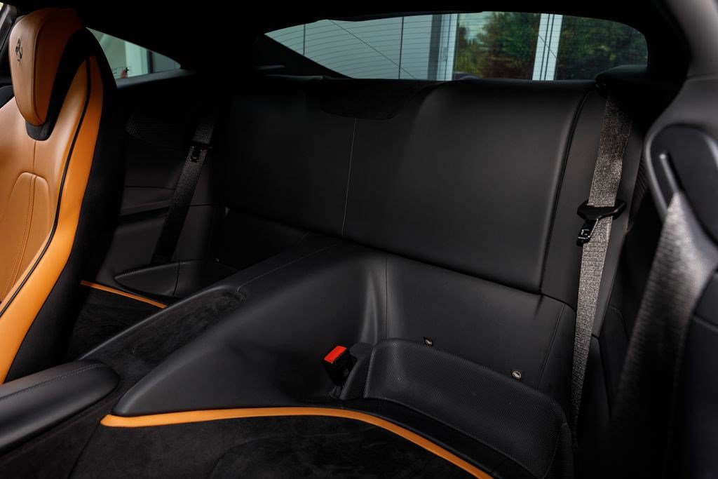 Used 2022 Ferrari Roma RWD image 20