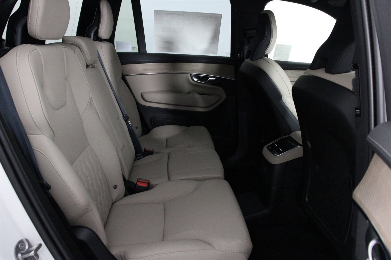 New 2026 Volvo XC90 T8 Plus image 11