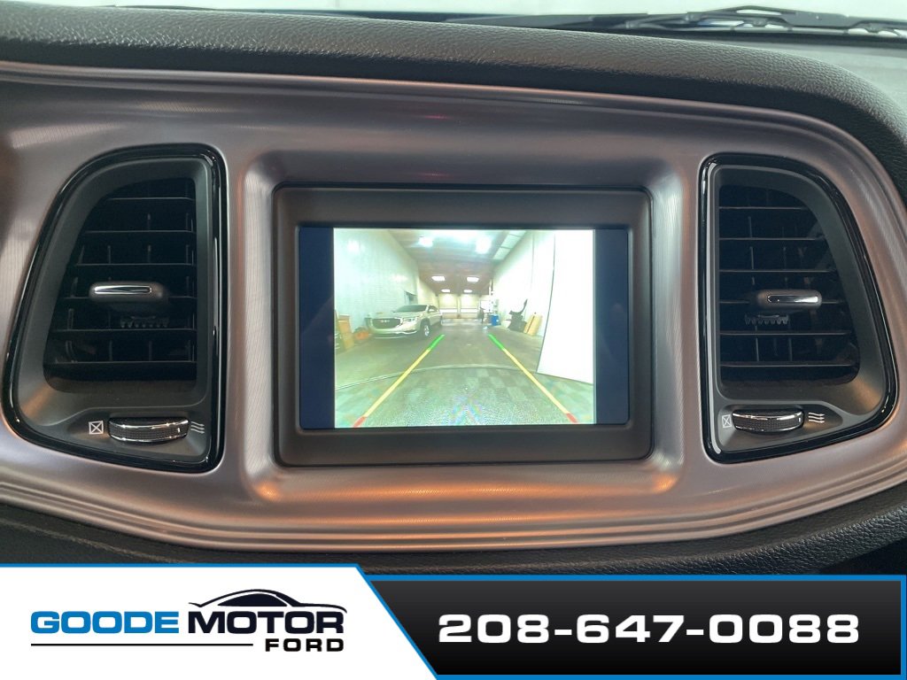 Used 2023 Dodge Challenger SXT w/ Blacktop Package image 21