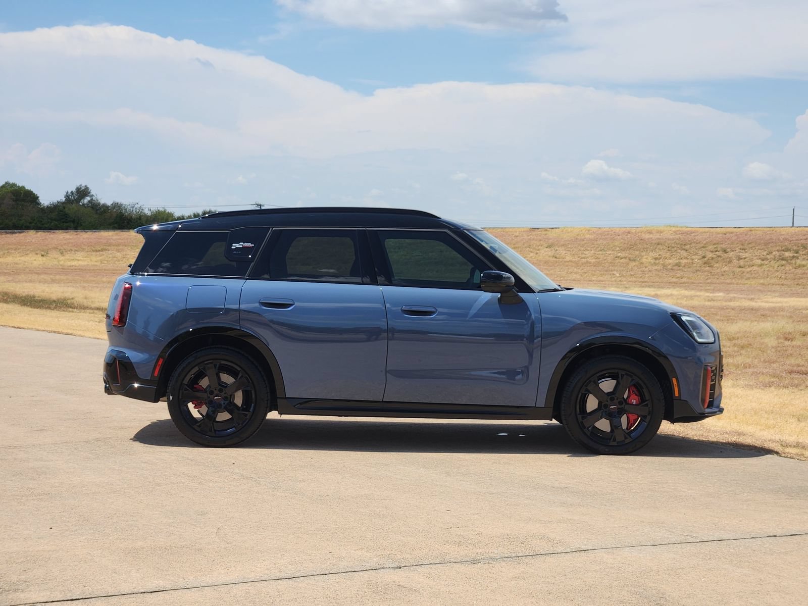 Used 2025 MINI Cooper Countryman John Cooper Works AWD/4WD image 7