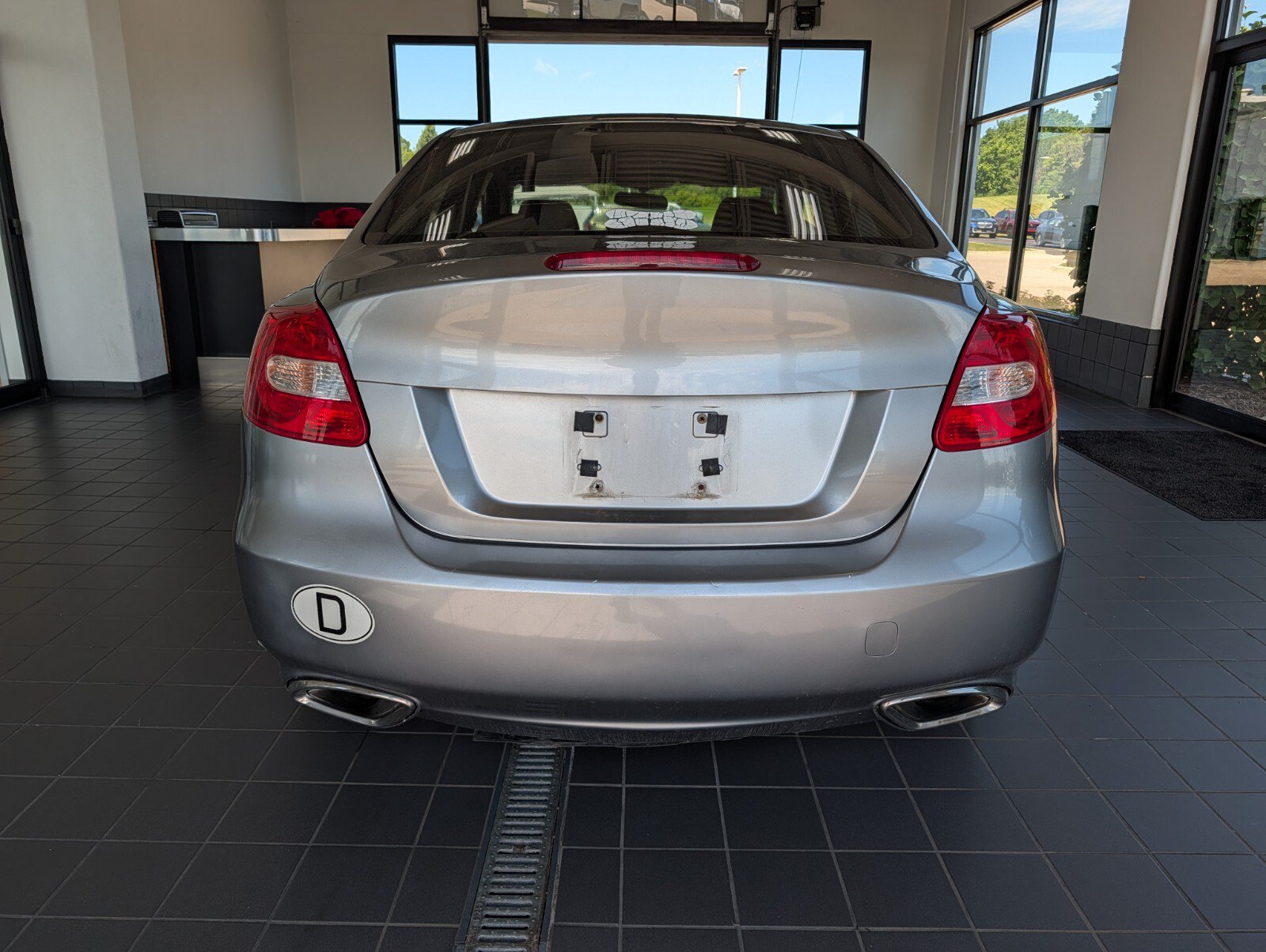 Used 2010 Suzuki Kizashi GTS FWD image 2