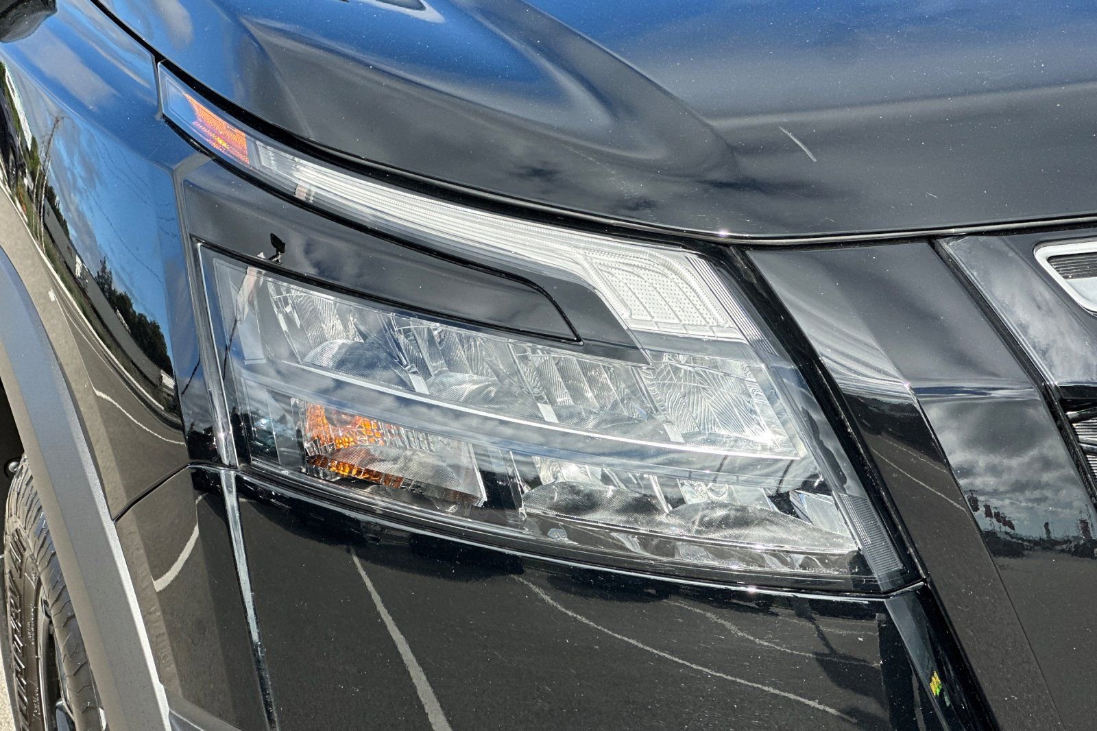 Certified 2025 Nissan Pathfinder Rock Creek image 47