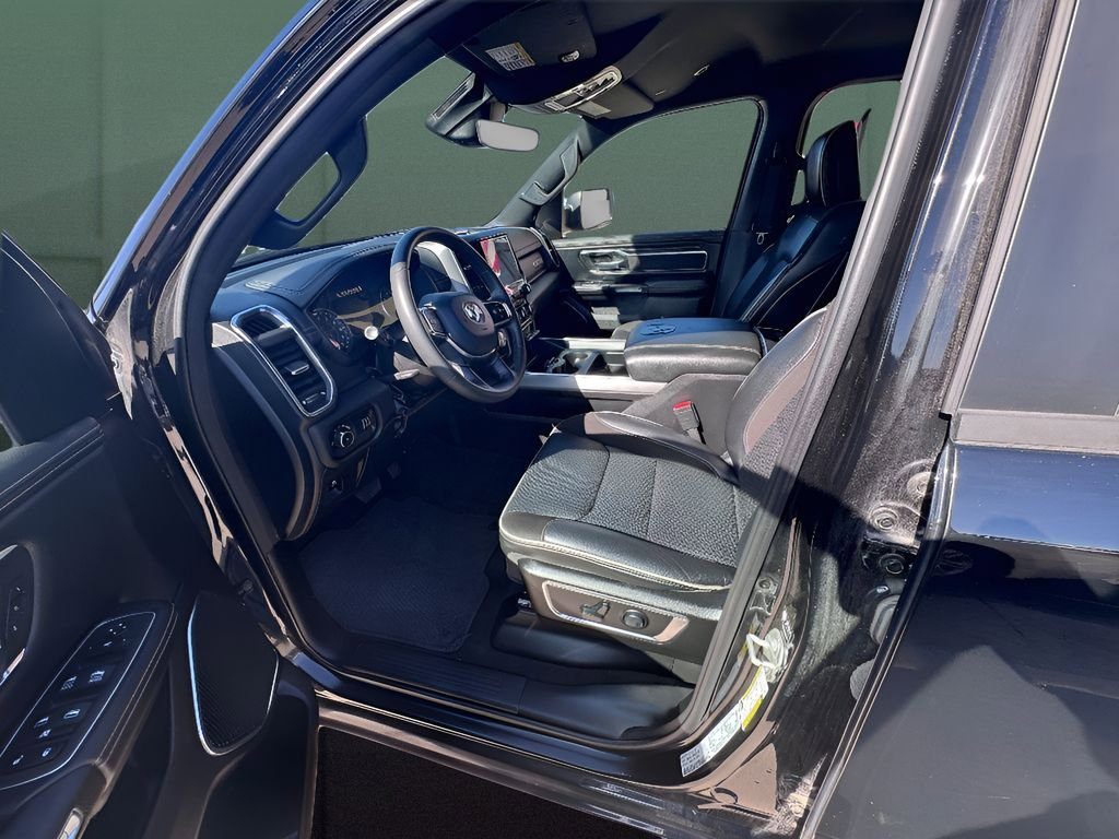 Used 2024 RAM 1500 Laramie image 33