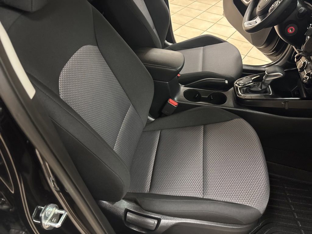 Used 2025 Kia Soul LX FWD image 27