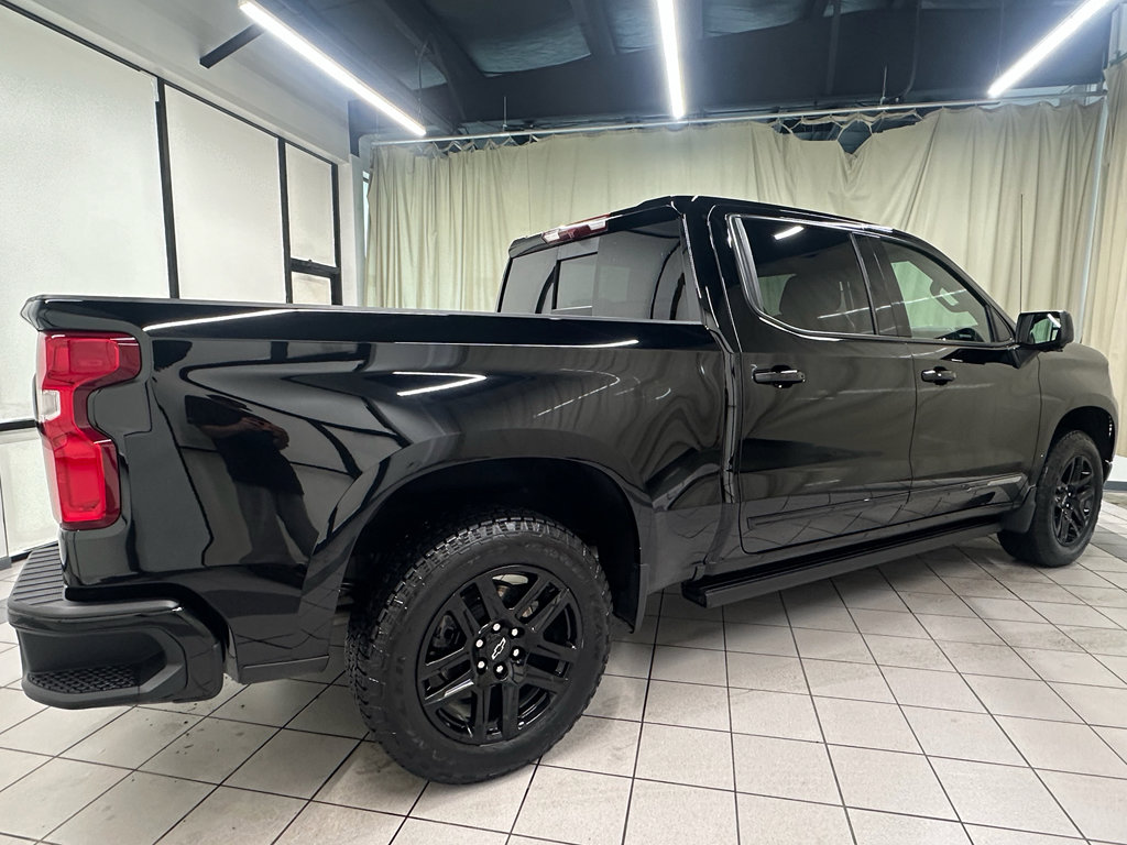 Certified 2026 Chevrolet Silverado 1500 High Country w/ Midnight Edition AWD/4WD image 6