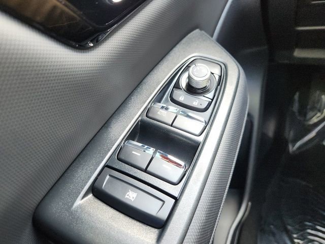 Used 2025 Subaru Forester Limited image 40